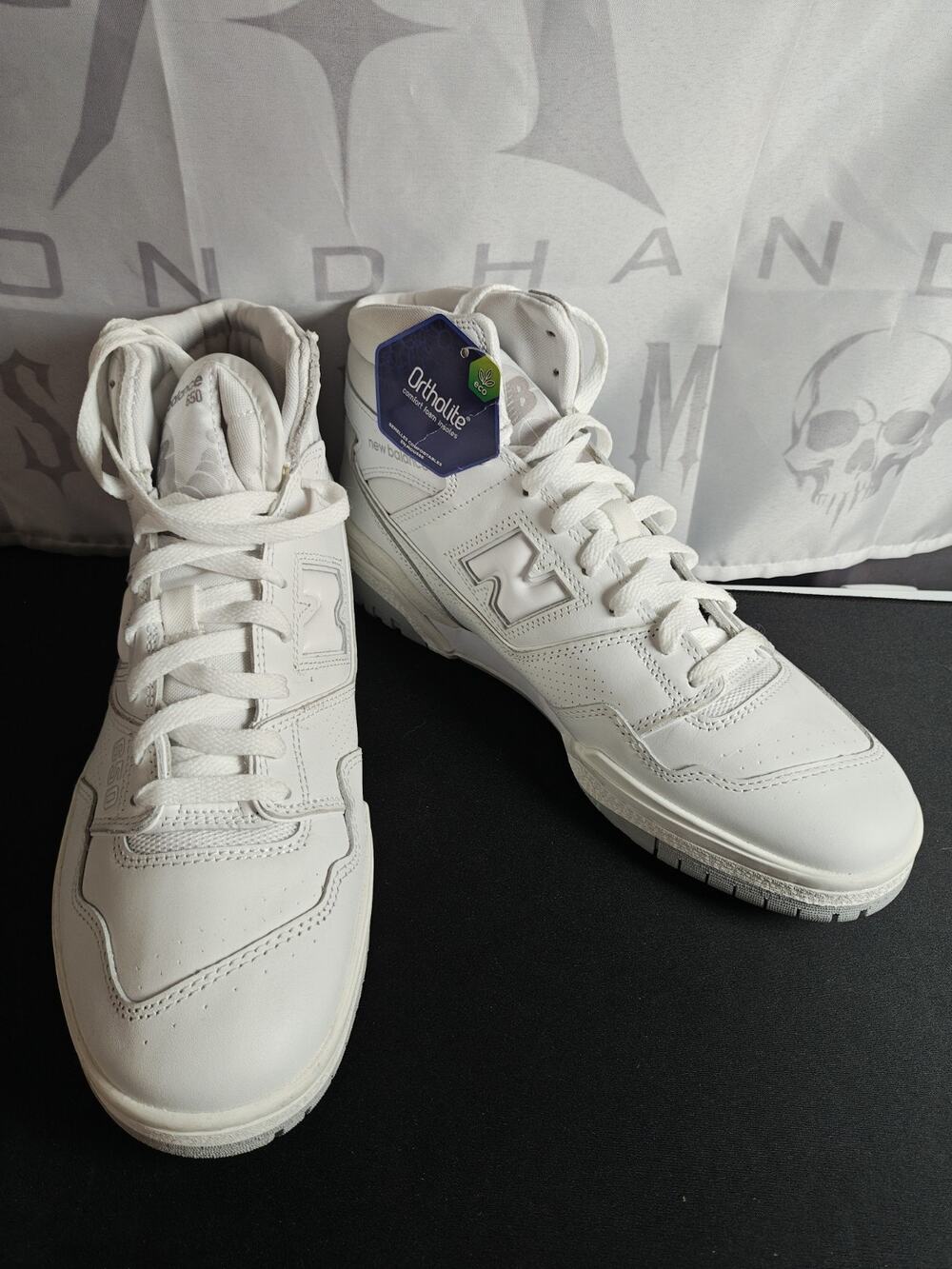 Nwt NEW BALANCE 650R Mens 10.5 / 44.5 Triple White Leather Sneakers *Blemishes